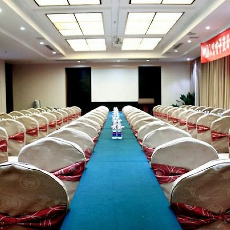 Junhan International Hotel ويفانغ المظهر الخارجي الصورة